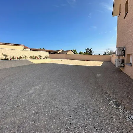 House 10 With 1 Bedroom Lechaffardcom * Satolas-et-Bonce