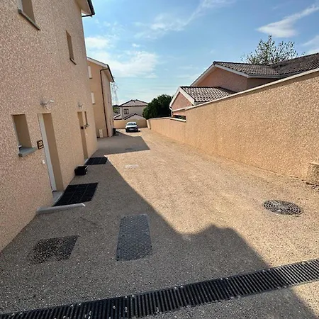 House 10 With 1 Bedroom Lechaffardcom 別荘 *